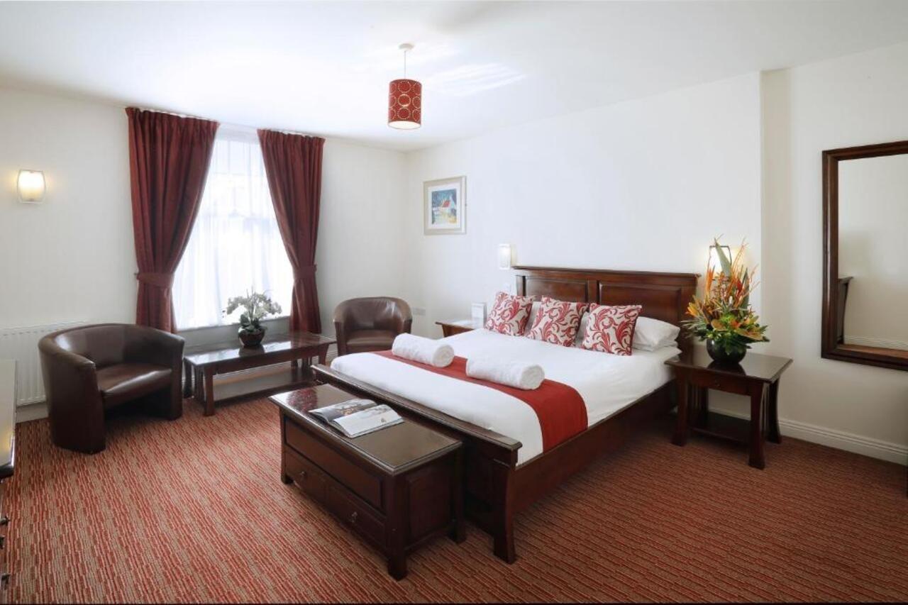 Park Central Hotel Борнмът Екстериор снимка