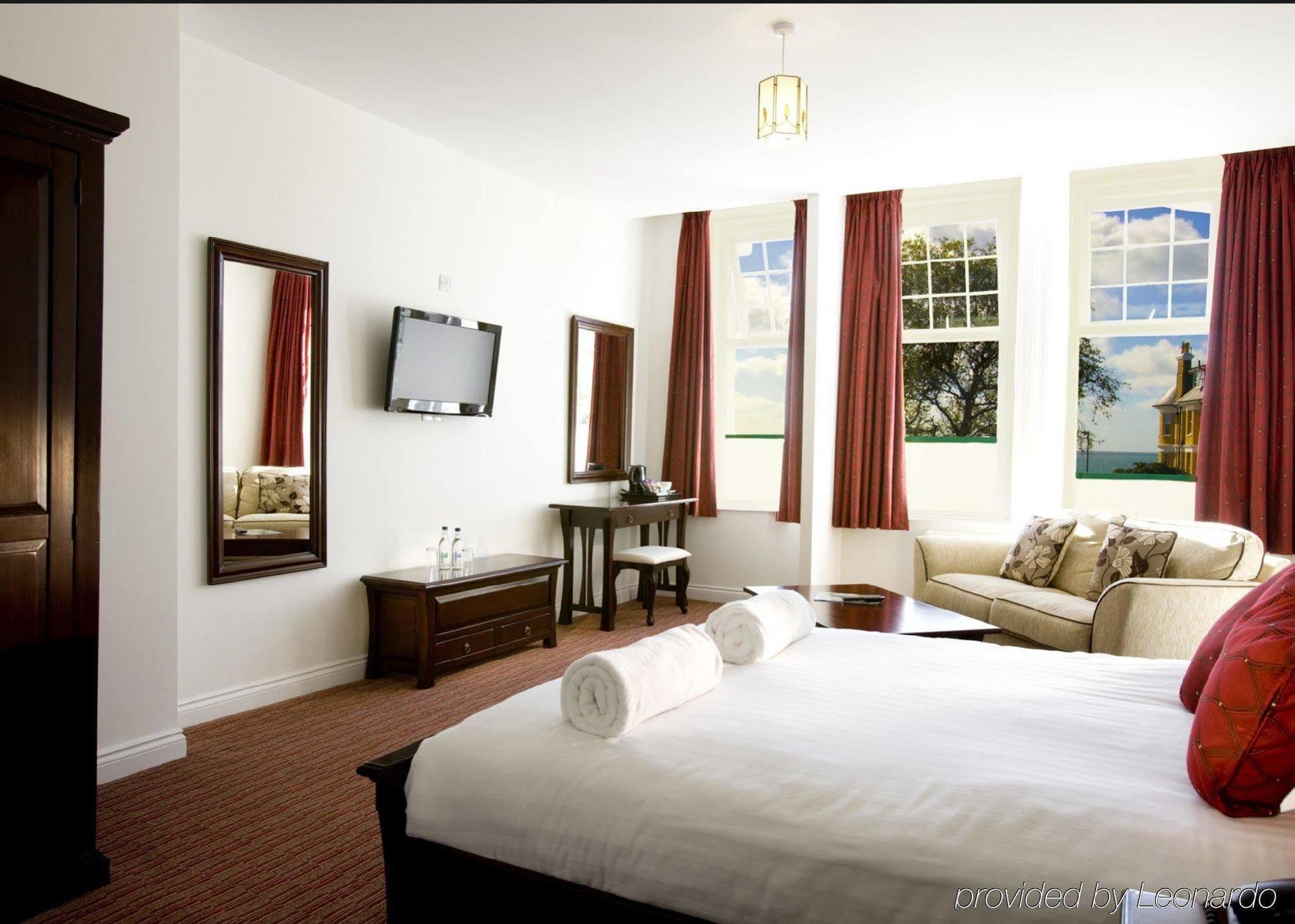 Park Central Hotel Борнмът Екстериор снимка