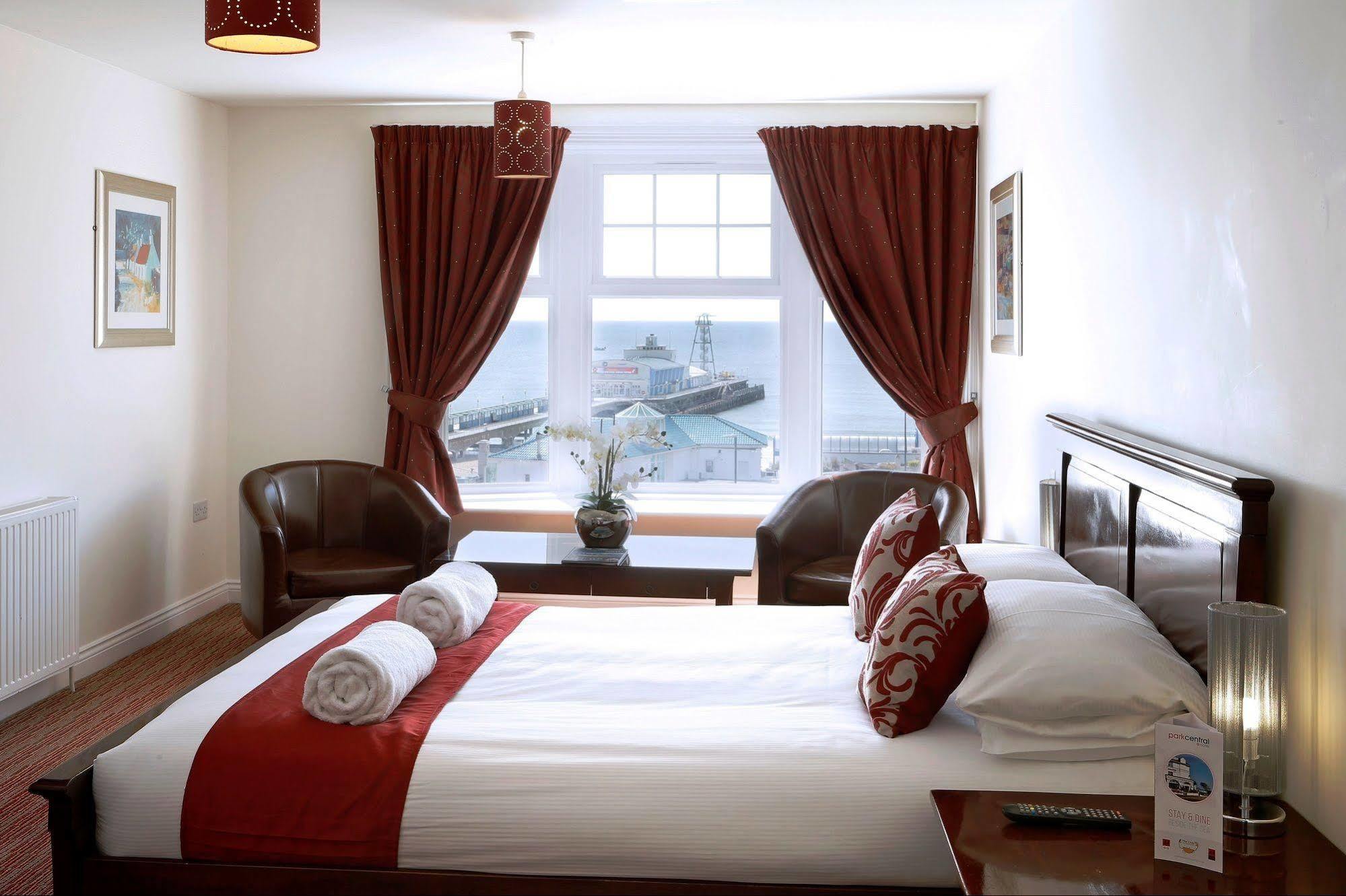 Park Central Hotel Борнмът Екстериор снимка